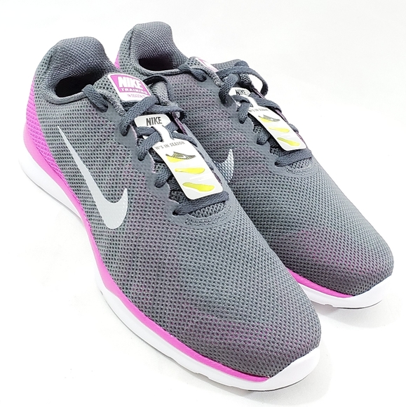 *New* Women's Nike Sneakers (9) Training, Walking. - Picture 3 of 8